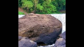 ബ്രിട്ടീഷുകാരുടെ കാലത്ത് നിർമ്മിച്ച ഈ കൽക്കെട്ടുകൾക്കും...