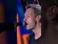 😍 coldplay paradise live performance video chris martin