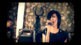 The Frustaters   Teringat Karena Waktu OFFICIAL VIDEO CLIP