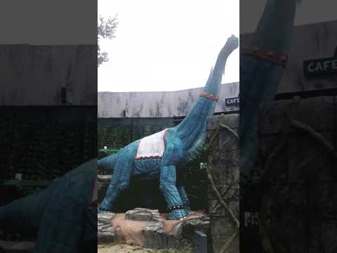 Dinosaur Attack en google map y google Earth #shorts #googlemaps