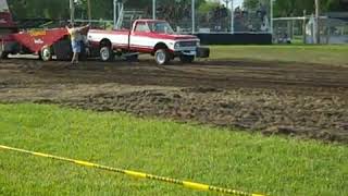 Lance Stowell at the 2011 Vermillion Truck Pull