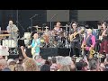 Brian Wilson (feat. Al Jardine) - 