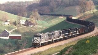 General Electric's Super-7R's Demo locomotives on the Monongahela RWY,  5/17/1989