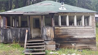 ABANDONED GOLD MINE GHOST TOWN - MONTANA