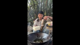 @广西吴兄 #新农人计划2023 #农村柴火饭 #水煮豆腐鱼，感恩所有的相遇！