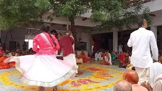 श्री रमेश बाबा नृत्य करते हुए | मान मंदिर बरसाना || Shri Ramesh baba - Maan Mandir Barsana