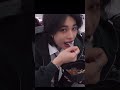 슬프게 먹기는 ing중 스트레이키즈 현진 straykids hyunjin skz