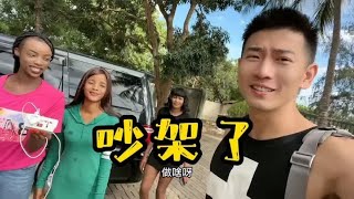 买家具买到照骗，与实物严重不符！三个女人一台戏，来本事了