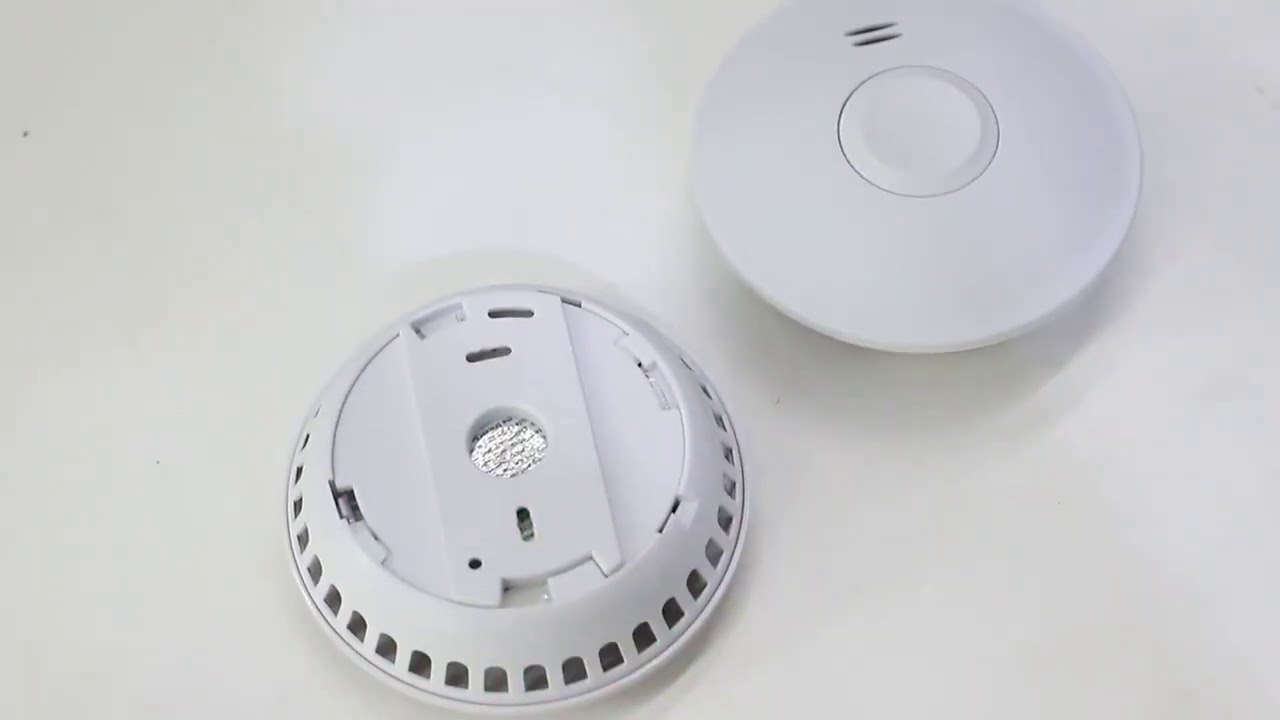 Wireless Smoke Alarm-GS511 - YouTube