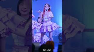 [4K] Fancam Satchan BNK48 - Sayonara Crawl @ Central Sri Racha 031265