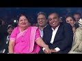 shahrukh khan jokes with anant ambani son of mukesh ambani