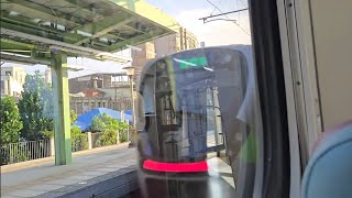 1197次基隆發車經由山線開往苗栗的銀綠色微笑號EMU900型十輛一編組EMU916區間車，1228次苗栗發車經由山線開往基隆的銀綠色微笑號EMU900型十輛一編組EMU924區間車