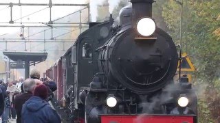 Tåg med dubbla ånglok startar från Båstad