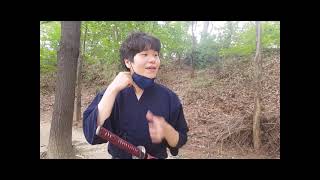전시 도검 시참 할인판매Two traditional swords were tested for beginners' bamboo cuttingIt's on sale. katana