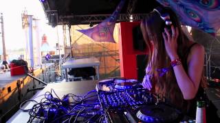 Pollyfonika @ VUUV Rebirth 2014 Germany