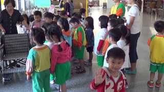 20131025~新佳育幼兒園【中班戶外教學】圖書館參觀