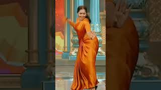Shivani menon cute dance in saree #shivanimenon #uppummulakum