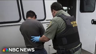 White House memo says ICE may pause immigration enforcement action at some workplaces