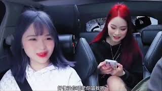 民间达人秀 爱唱歌的骡子 singing driver 【忘了你忘了我】00后的小姐姐听80后的音乐什么反映呢 依然很经典  #singing driver #爱唱歌的骡子 #爱唱歌的司机