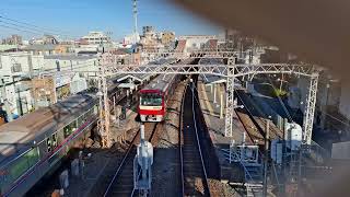 京浜急行電鉄1000形1153F　京成高砂駅3番線到着　20241229 142216