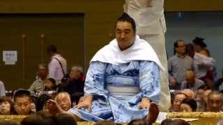 安美錦（Aminishiki）による髪結い実演（平成26年秦野巡業 Grand Sumo Tour in Hadano 2014 fall）