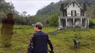 Fui pesquisar nessa casa assombrada a noite e olha no que deu! 😱