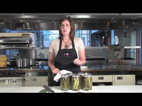 How to Make Dill Pickles How to Make Dill Pickles