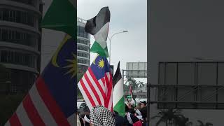 Free Palestine demonstration near KLCC Jalan Ampang Kuala Lumpur #freepalestine #trending #malaysia