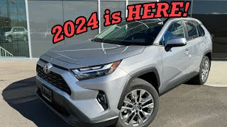FIRST LOOK! 2024 Toyota RAV4 XLE premium review and walk through!