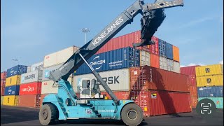 How to Load a 40FT. Container Safely and Conveniently onto a truck⚓️