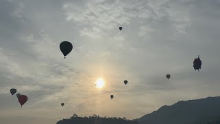 International Balloon Festival Pokhara #Nepal आहा पोखराको आकाशमा यति धेरै बलुन हेर्नुस