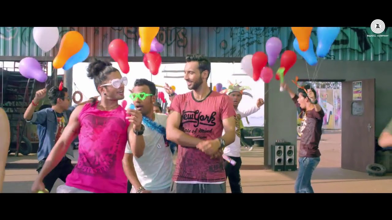 Aww Tera Happy Bday {ABCD 2} - YouTube