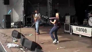 Naree - Live Clips from Guilfest 2010