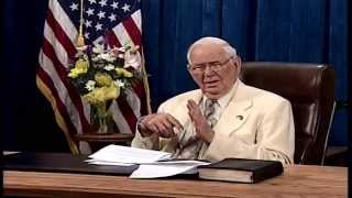 Shepherd's Chapel–Overview of the Companion Bible jPLEyW71Gpk