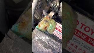 HOW TO CLEAN A CAR BATTERY | Remove Acid Corrosion Using Baking soda and Water