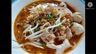 เจ้าจอมชวนเข้าครัว ก๋วยเตี๋ยวต้มยำโบราณ ในวันที่ฝนพรำ ดูดีๆมีตัวอะไรมานั่งกินด้วยวันนี้😁