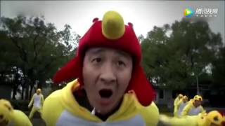 魔性兵哥哥带妆小鸡舞 — Chinese soldiers Chicken Dance