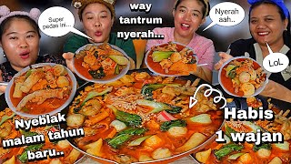 WAY TANTRUM MENYERAH🤣 MASAK SEBLAK SUPER PEDAS DIMALAM TAHUN BARU Bareng way winda dan kiki‼️