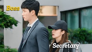 Arrogant Boss pretends to be her boyfriend to save her.