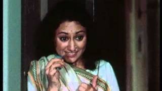 Uphaar - Idhar Aao - Jaya Bhaduri & Swarup Dutt - Bollywood Romantic Scenes