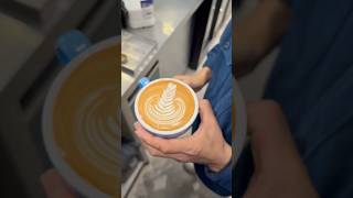 How to make latte art for beginners #short