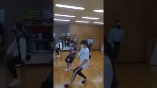 キッズダンス振付稽古 キッズダンシング金曜日クラス キッズガーデン武蔵小杉教室 指導  梶原 橋本  2022,11,4 #武蔵小杉 #キッズダンス #チアダンス