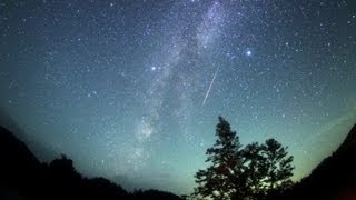 星空のある風景　～草津白根山・弓池／ペルセウス座流星群の夜～　 Starry Night Timelapse #16