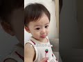 当人类幼崽发脾气被爸凶了以后… 看把这娃委屈成这样 人类幼崽有多可爱 大眼萌娃