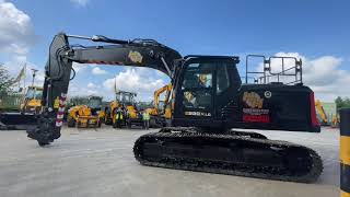 “Black Beauty” the stunning JCB 220XLC of H\u0026H Construction LTD