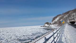 知床・オシンコシンの滝の海岸から流氷中継