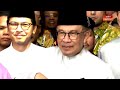 Anwar menuju ke Parlimen untuk bentang Belanjawan 2025