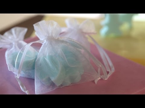 How to Make Soap Party Favors How to Make Soap Party Favors