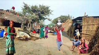 How is The Life Of Poor Village People in India And How Do They Look on The Village Roads