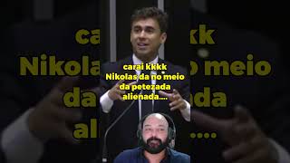 Nikolas tratora os Mulaminions